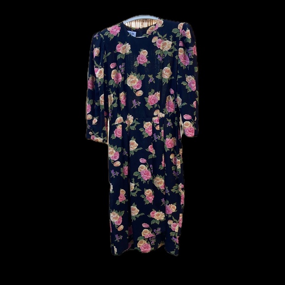 Vintage Black Floral Dress - Picture 5 of 11